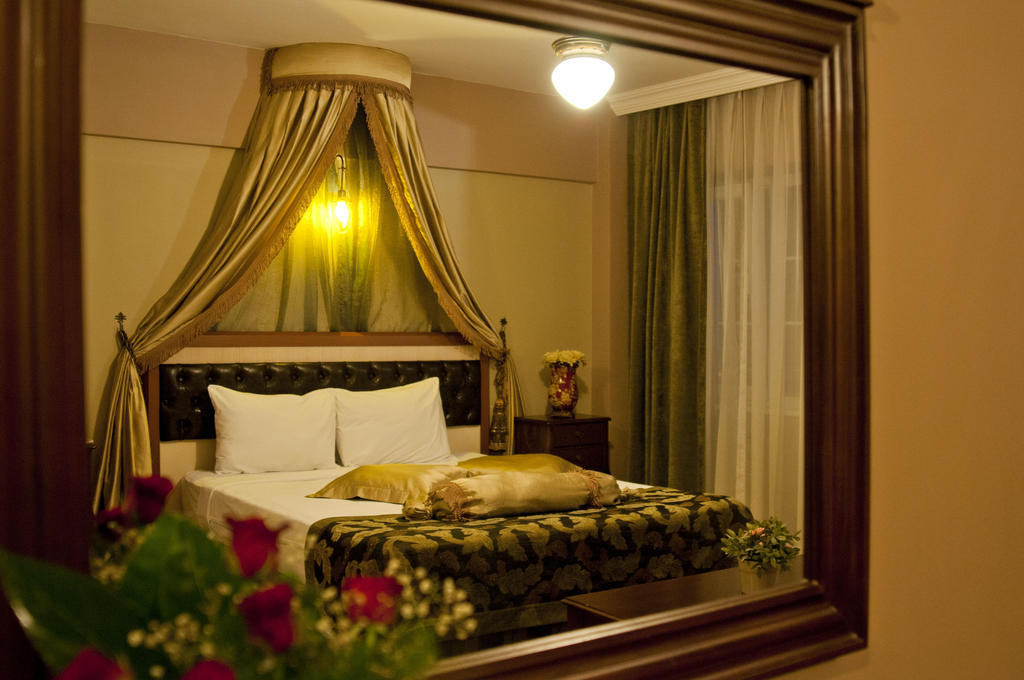 Noahs Ark Hotel Истанбул Екстериор снимка